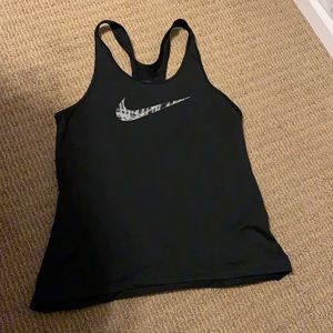 Nike tank top new/light use